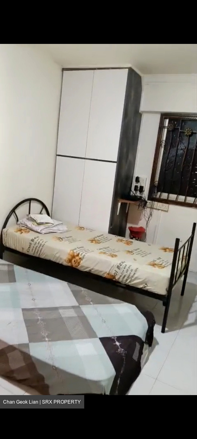 Blk 329 Woodlands Street 32 (Woodlands), HDB 4 Rooms #636910971